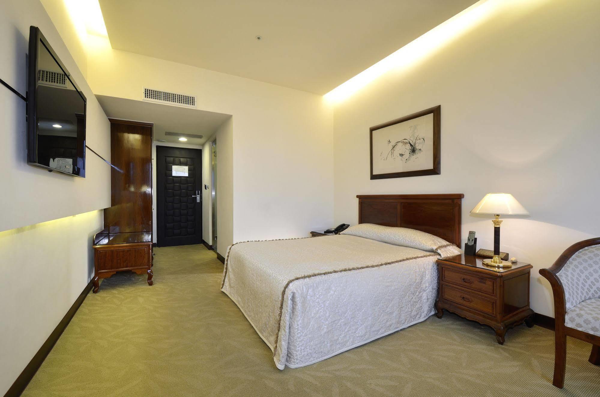 King'S Paradise Hotel Zhongli Eksteriør bilde
