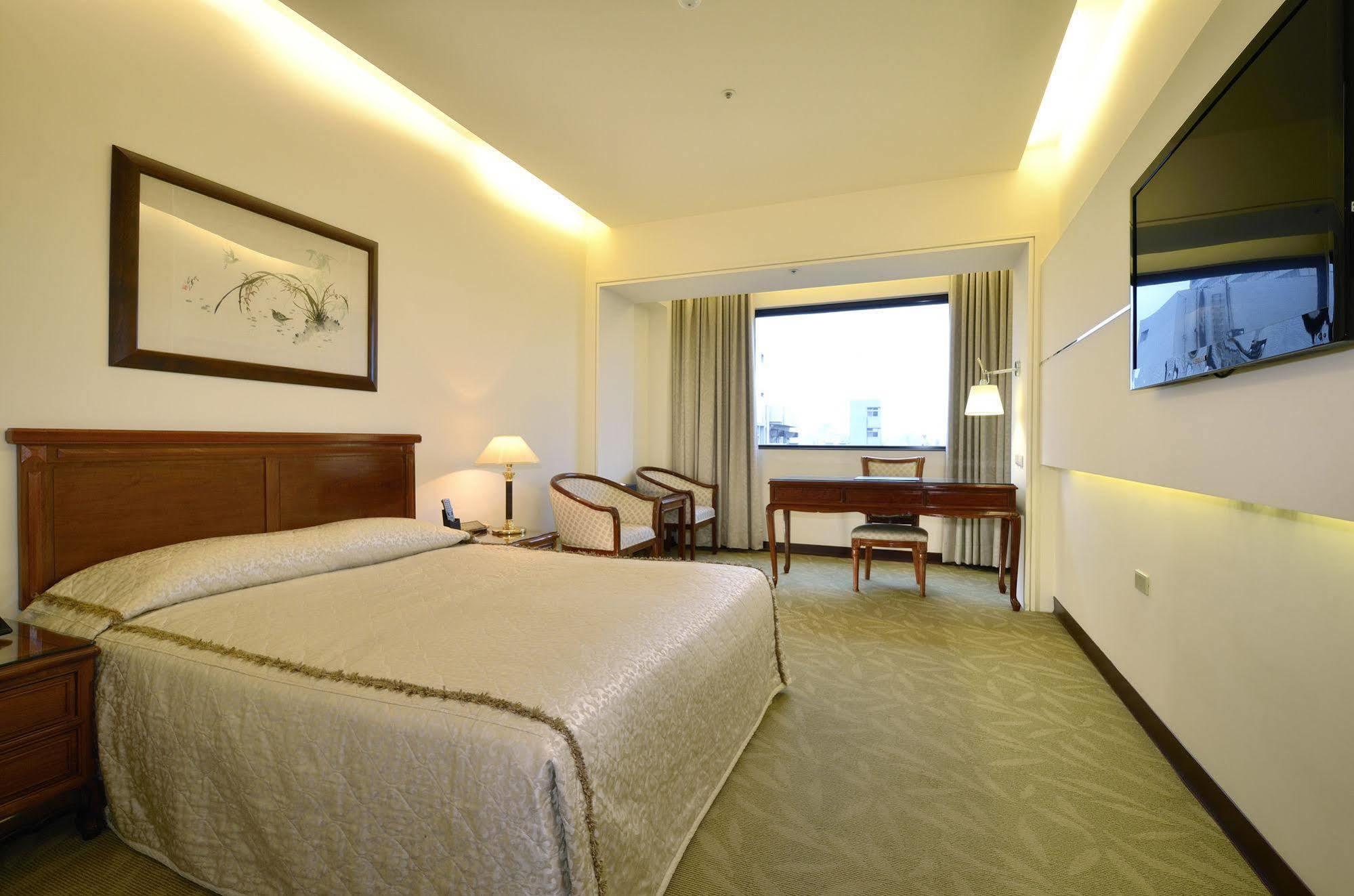 King'S Paradise Hotel Zhongli Eksteriør bilde